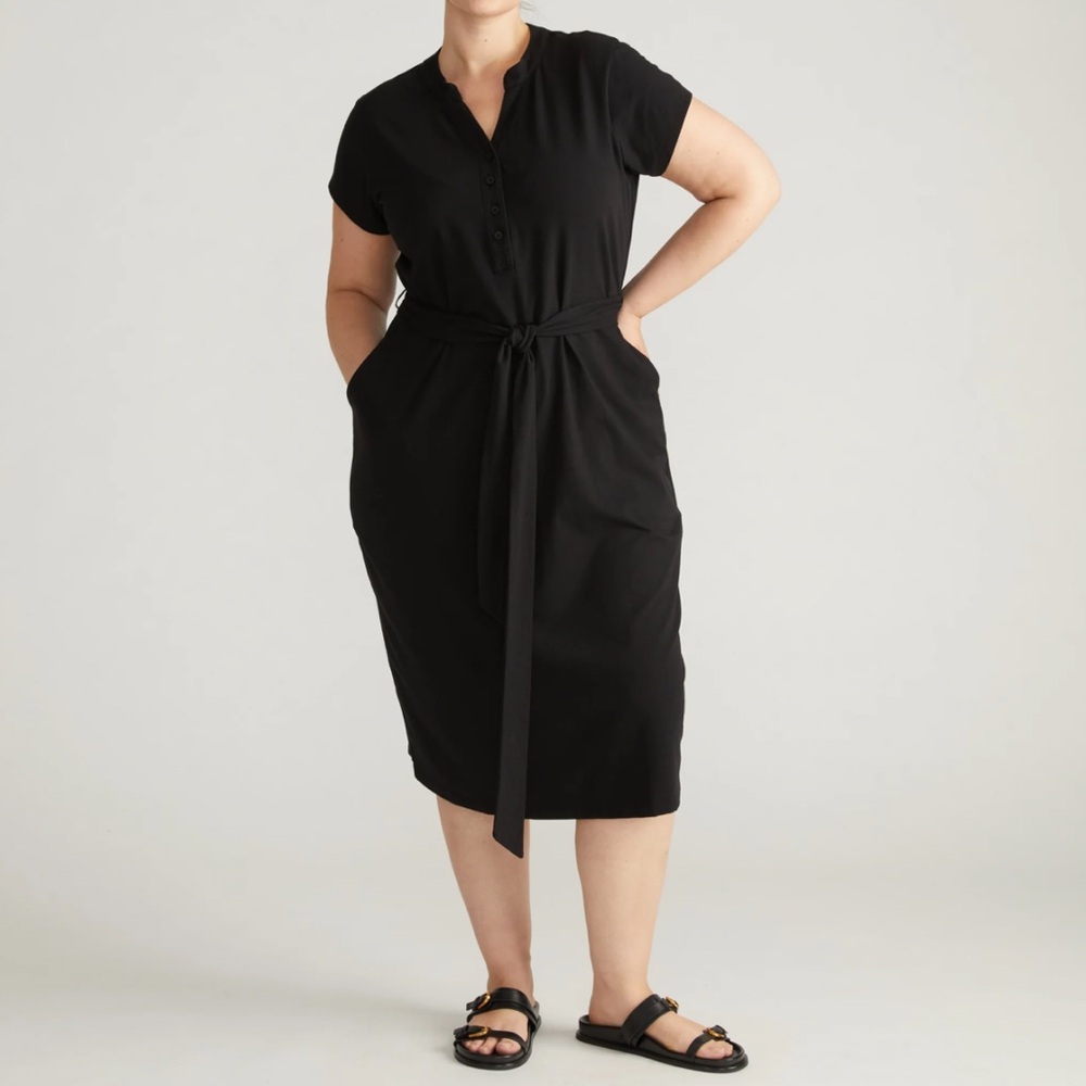 Universal Standard Band Collar Jersey Tie Travel Dress in Black